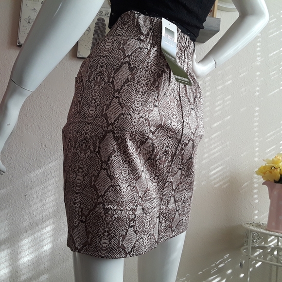 Mother and vogue Skirt sneak printed/Maternity Xs - Picture 7 of 8